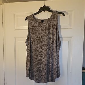 Torrid Women's Grey Patterned Top